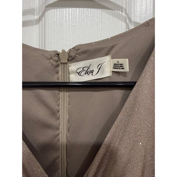 Eliza J women’s formal dress size 6 gold shimmer - Picture 3 of 4
